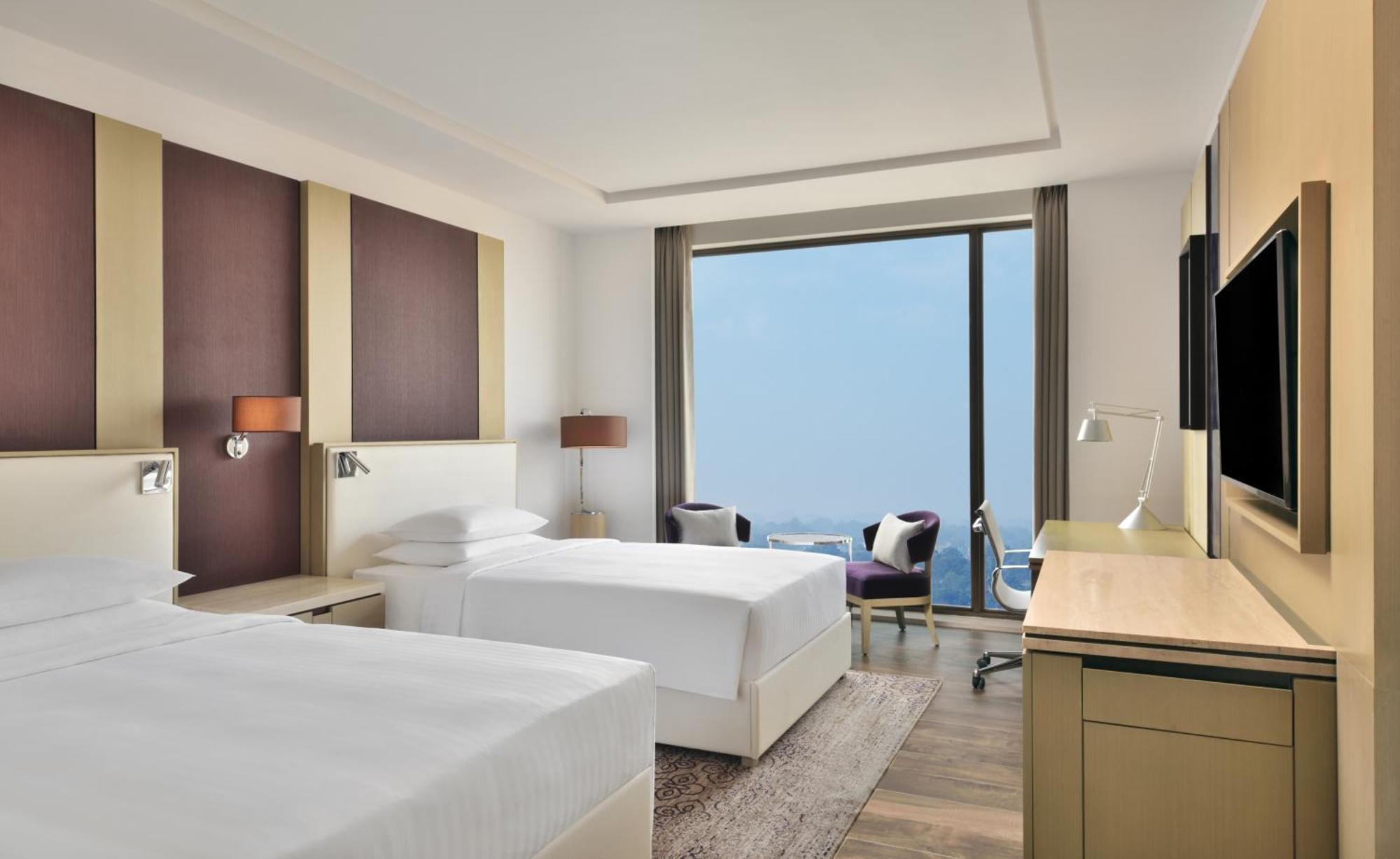 Courtyard By Marriott Siliguri Hotel Exterior photo