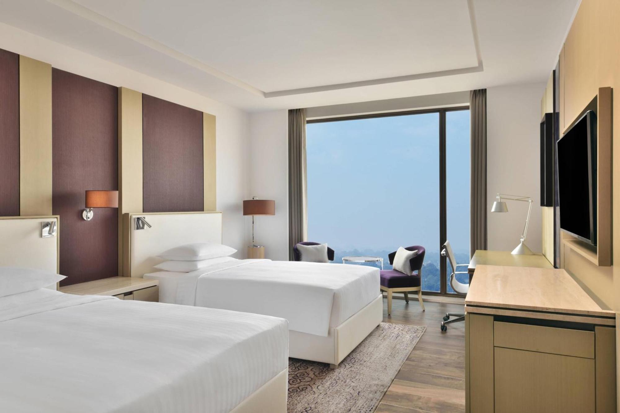 Courtyard By Marriott Siliguri Hotel Exterior photo