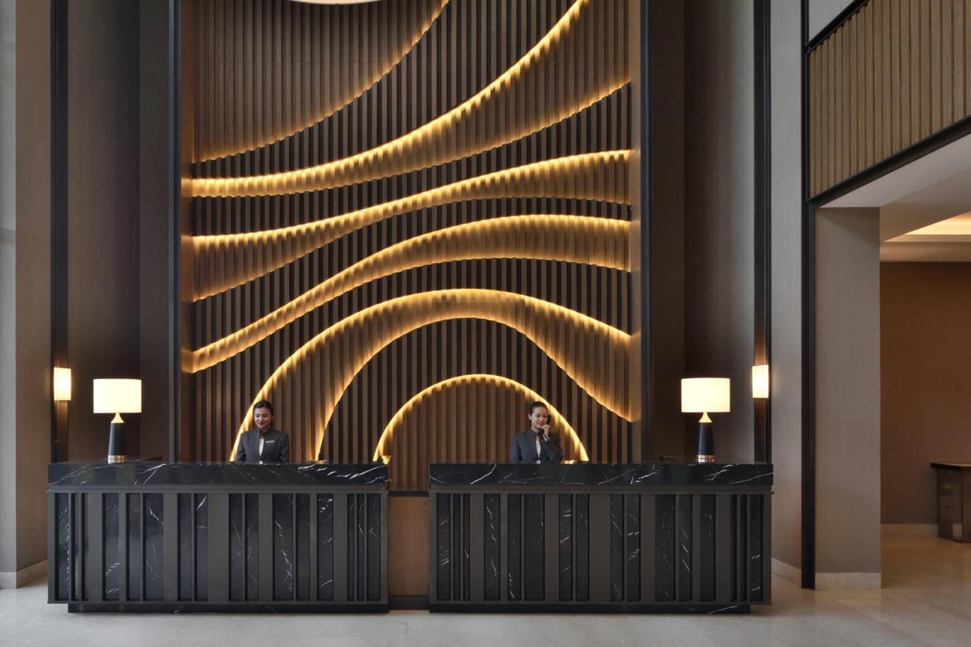 Courtyard By Marriott Siliguri Hotel Exterior photo